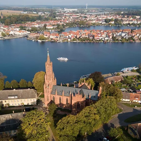 Lejlighed Hafenquartier - Historie Trifft Moderne *